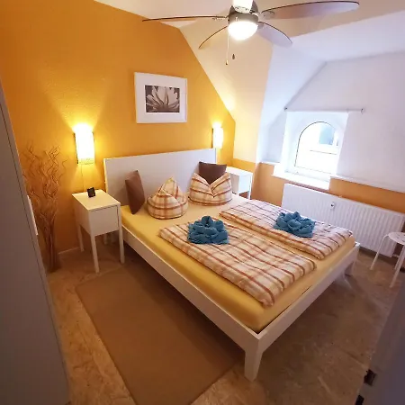 Charming 2-Bed Apartment In Cochem Exterior foto